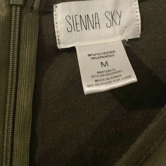 Women’s Olive Sienna Sky Dress - Picture 4 of 5